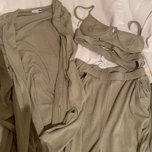 Fashion nova pant set